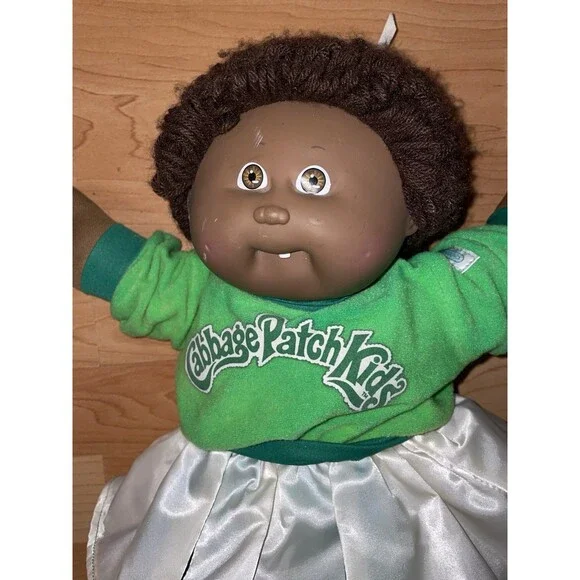 Vtg 1982 Coleco Cabbage Patch Kids Doll Cheerleader African American Signed - Picture 2 of 8